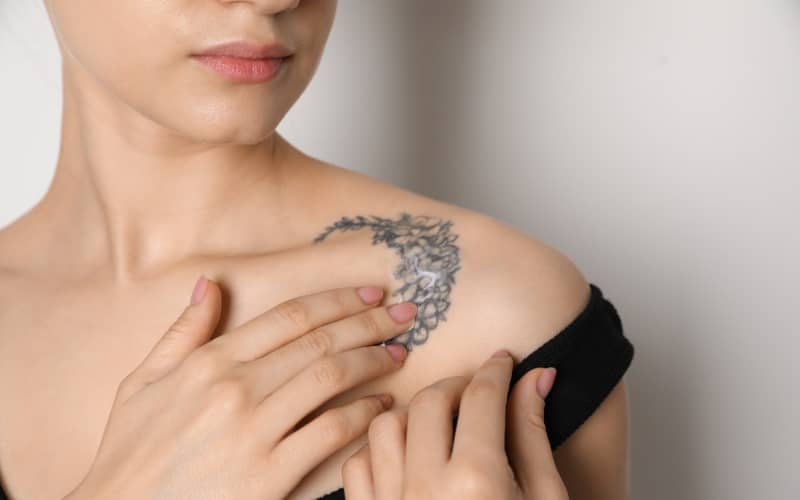 Mon tatouage a mal vieilli : quelle est la solution ? | Dr Martin-Chico | Bordeaux